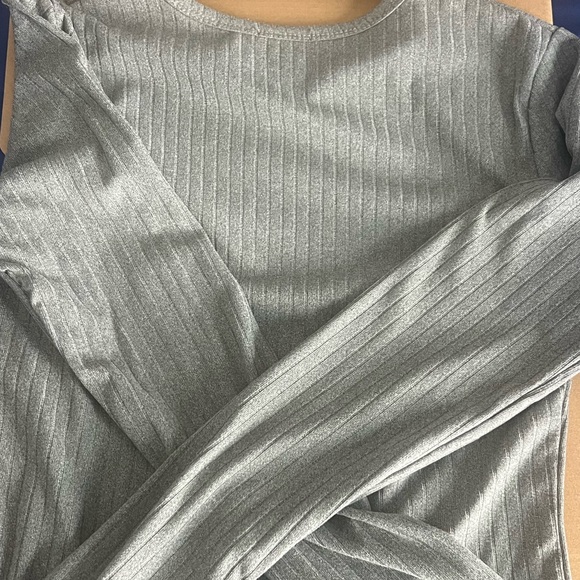 rue21 silver long sleeve shirt - Picture 2 of 3